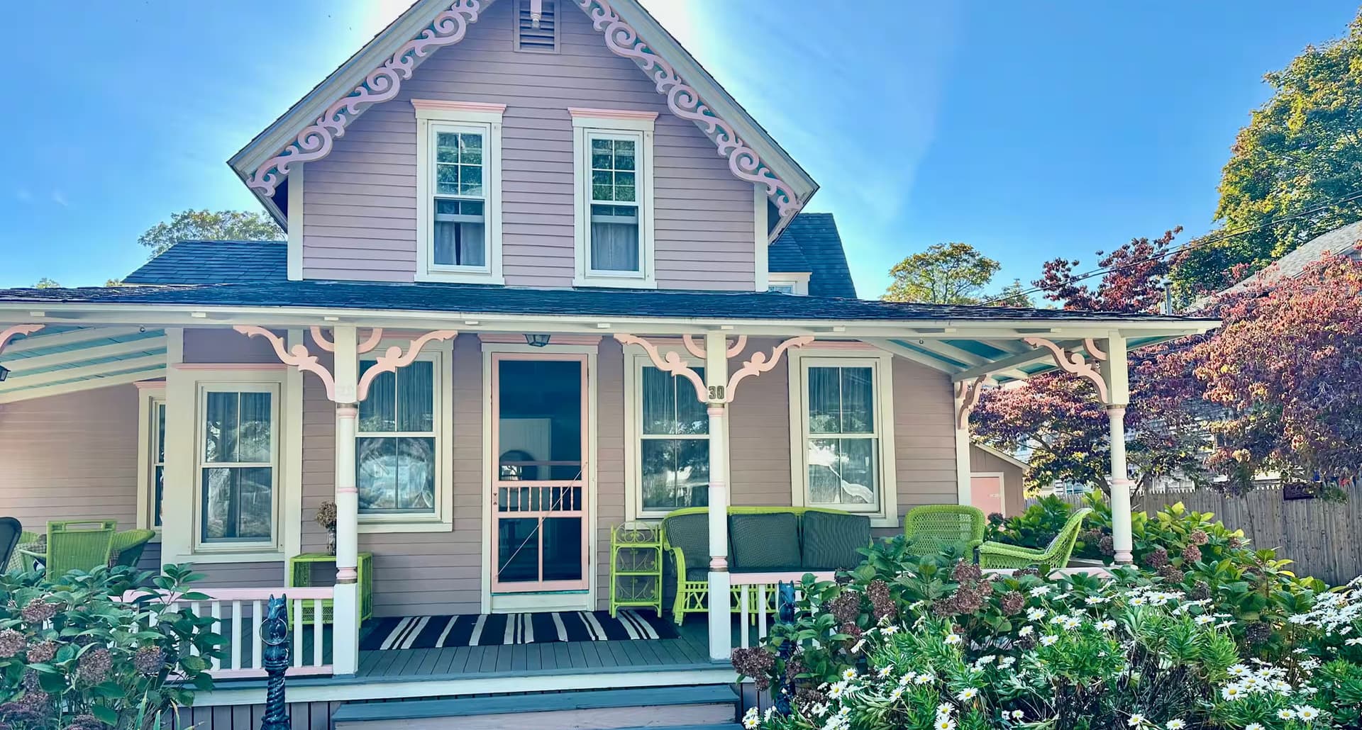 gilmore-girls-airbnbs
