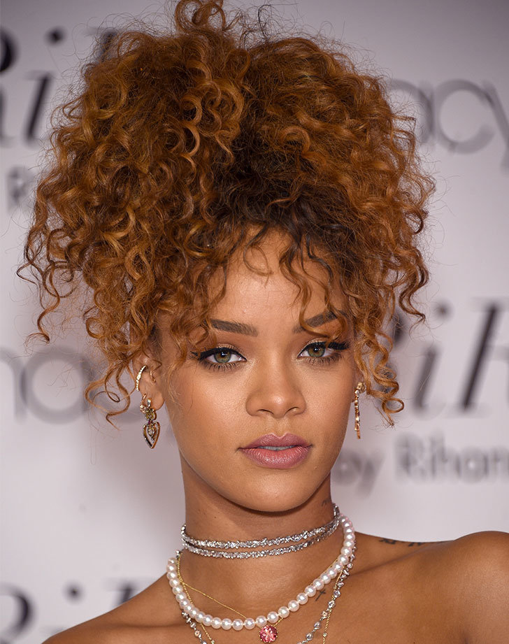 The Best Haircuts for Girls With Extremely Curly Hair