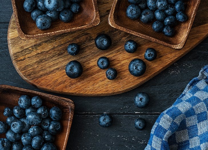 are fresh blueberries bad for dogs